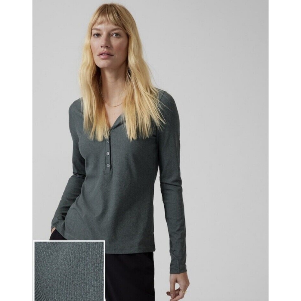 Athleta Size XL Uptempo Ribbed Henley Top Green Heather Long Sleeve Shirt V Neck